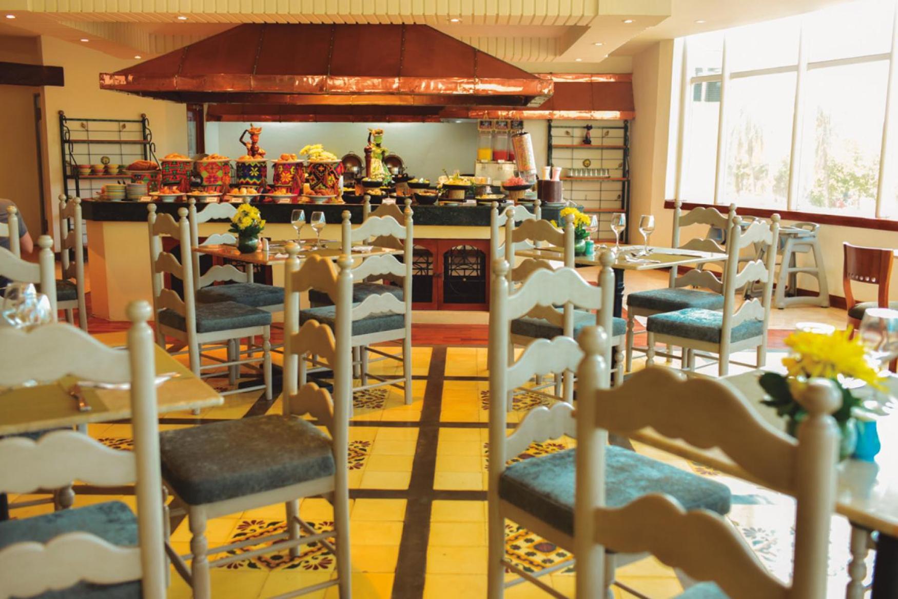 ホテル アルミランテ カルタヘナ Cartagena エクステリア 写真 The restaurant at the hotel